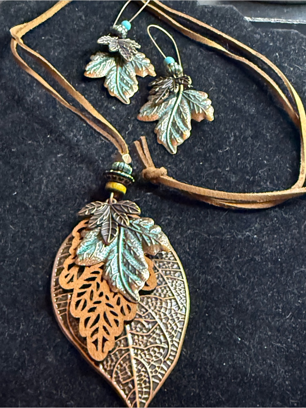 Boho Leaf Pendant Necklace and Earrings Set - Turquoise Patina & Brown